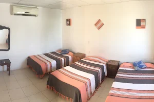 La Roca image