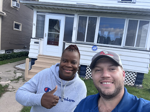 Dylan Buys WNY