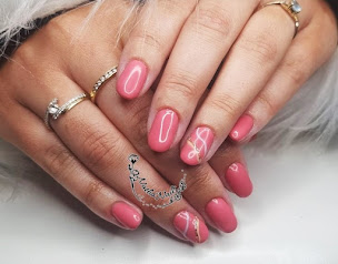 Photo n°3 de Natha'Nails 49 à Écouflant (Salon de manucure)