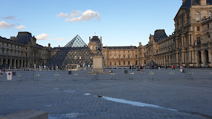 Photo n°19 de Transport Papillon Sarl à Chatou (Service de taxi)