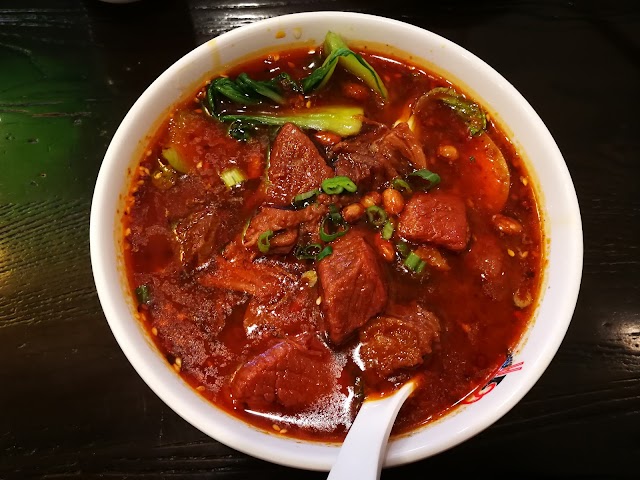 Min's Noodle House 渔家重庆小面
