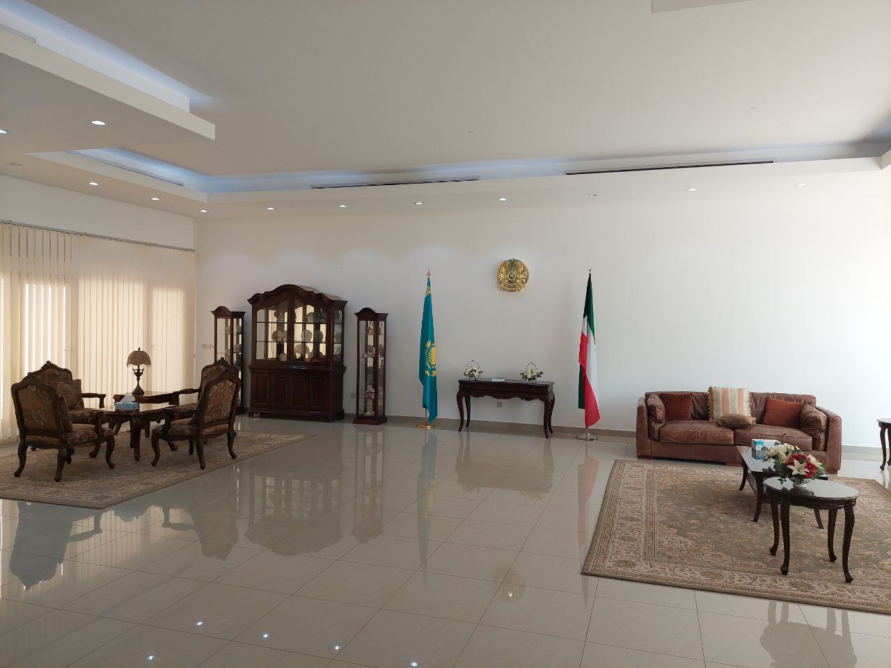 Kenya Embassy - صورة 2