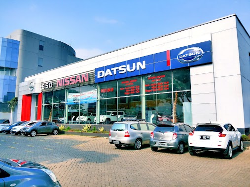 Indomobil Nissan Datsun Bumi Serpong Damai, Author: Dery Sitowijaya