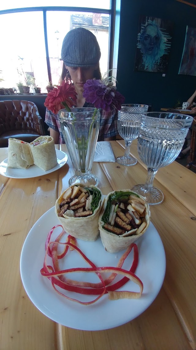 Grindhaus Cafe