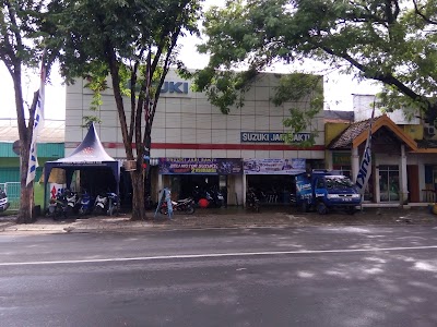 Photos of Suzuki Jari Sakti