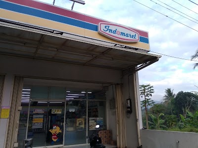 Photos of Indomaret Kesongo