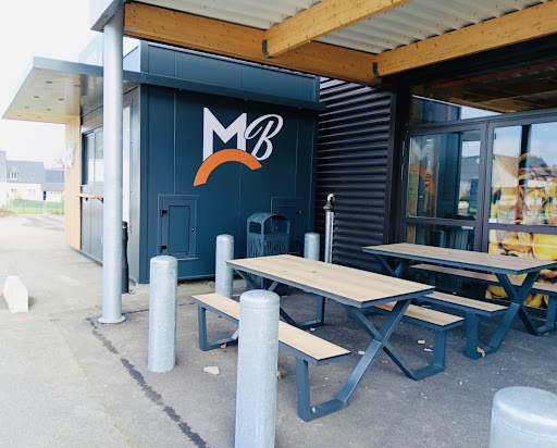 Photo 1 - Benquet Burger Bar