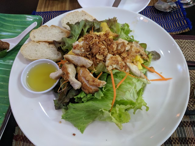 Ugo Bar & Restaurant