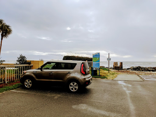 Cedar Street Public Beach Access Gallery - United States