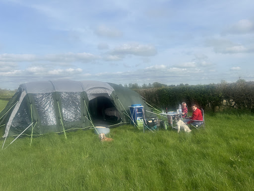 Cotswold Lakes Camping - Thumbnail