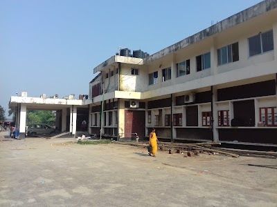 Photos of Dhaka Cantonment Station