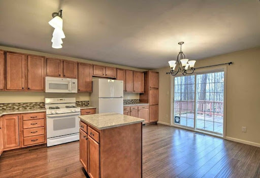 Properly Cleaned LLC - United States