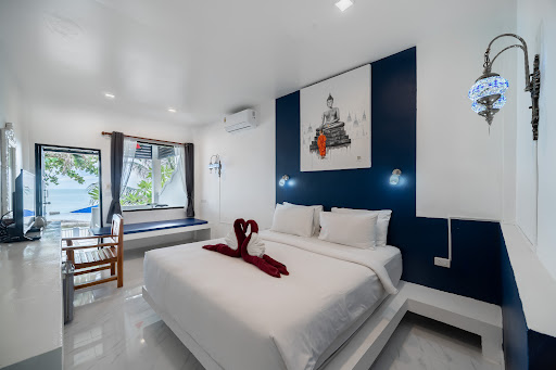 Crystal Bay Beach Resort