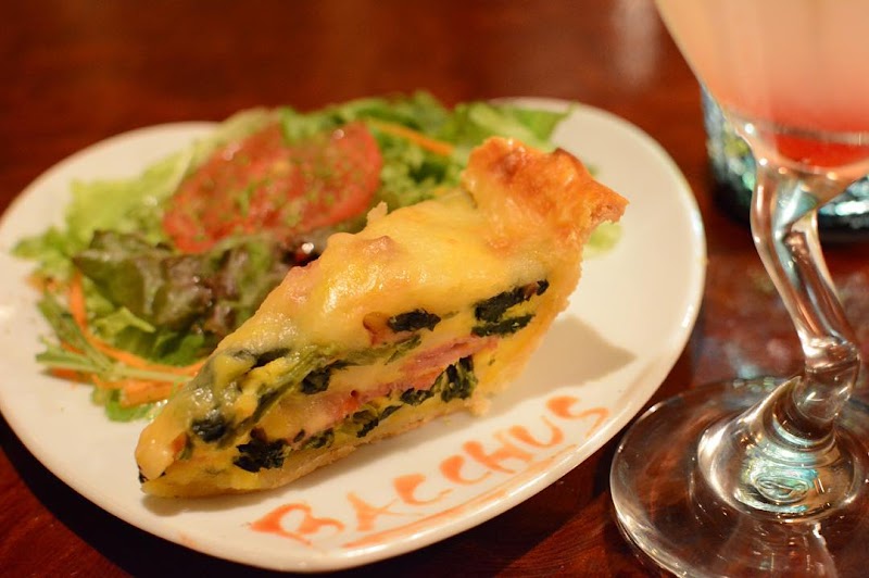 ショットバー・バッカス