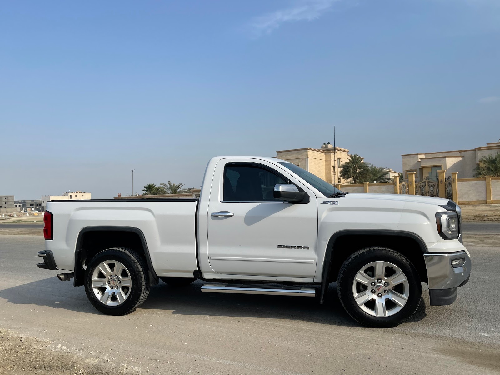 مؤسسة ال نجمة لقطع غيار السيارات الامريكية - صورة 3