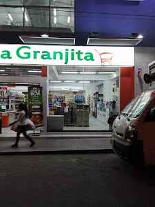 Autoservicio La Granjita SAC 1