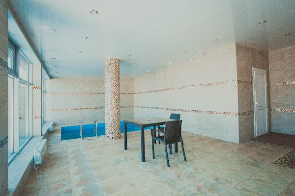 Сауна на первомайской ульяновск. Клуб роща. Лыжная база на первомайской ульяновск. Spirit fitness райкин плаза. Биатлон винновская роща.