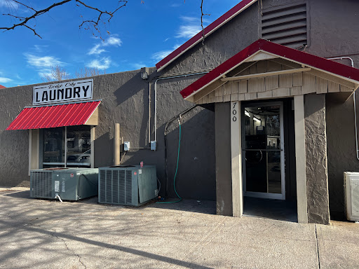 Dodge City Laundry