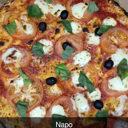 Photo n°27 de PIZZA LOLA à Saint-Paul-et-Valmalle (Pizzeria)