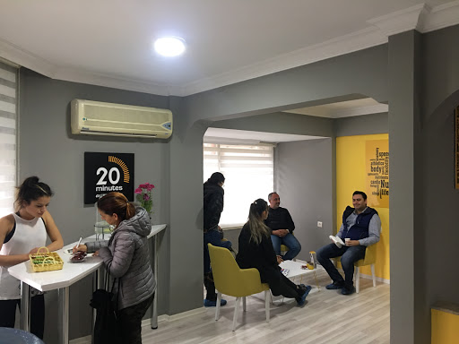20 minutes EMS studio