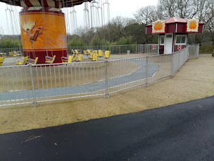 Photo n°9 de ECSM : escalier, verrière, garde-corps, plancher à Ploudaniel (Chaudronnerie)