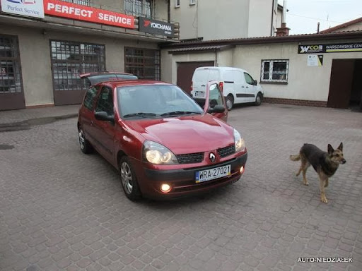 WYPOŻYCZALNIA SAMOCHODÓW