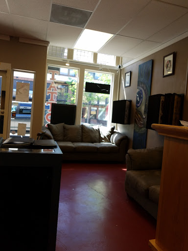 Backdoor Studios - Visual