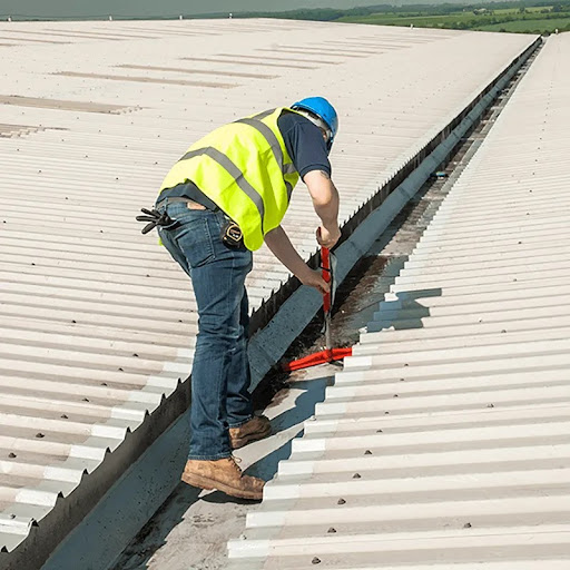 Gutter Maintenance - Visual