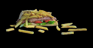 Photo n°3 de Food truck A la Frite qui chante à Saint-Jean-de-Maurienne (Restaurant de plats à emporter)