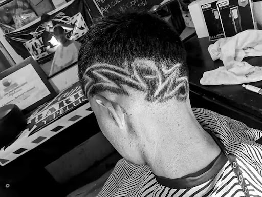 Barberia y peluqueria Zambari