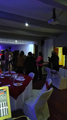 Opiniones de Club Social San Carlos Oficial (restaurante y centro de eventos) en San Carlos - Restaurante
