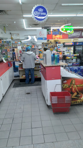 Beachside Market, EXXON Gas, & LIQUOR WINE