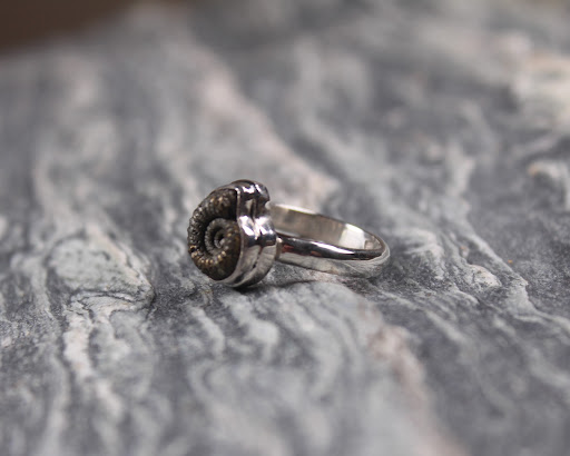Stone People Jewellery - Thumbnail