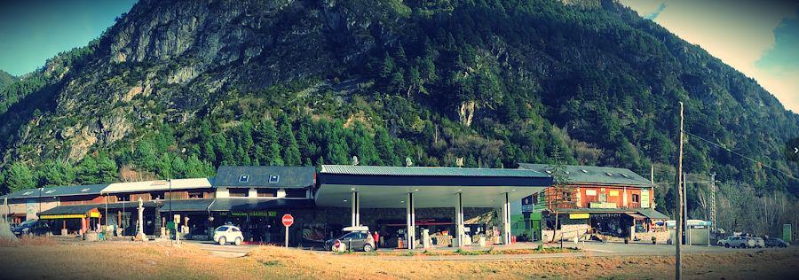 GASOLINERA DE PARZÁN