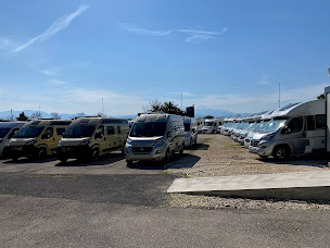 Photo n°25 de PERPIGNAN CAMPING-CARS à Saleilles (Atelier de réparation pour poids lourds)