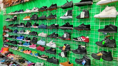 Photos of Renaldi Shoes