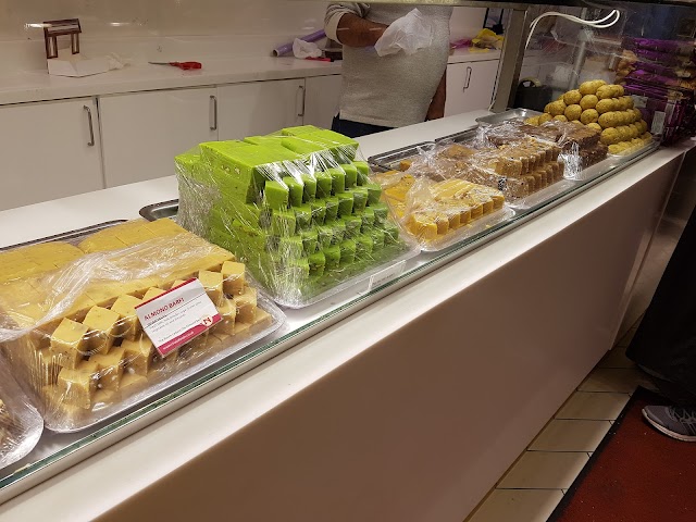 Nirala Sweets Green Street