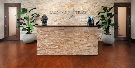 Massage Studio St. Petersburg Logo