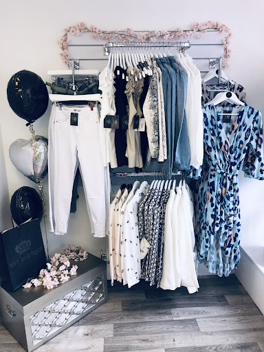 S&SBoutique - Thumbnail