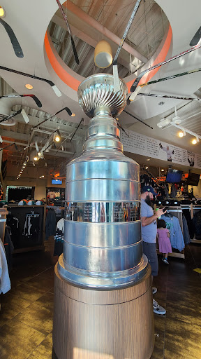 Anaheim Ducks Team Store - Thumbnail