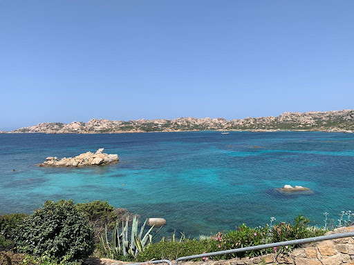 Van-Away Montpellier - Location de vans aménagés - Thumbnail