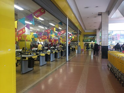 Photos of &Eacute;xito San Martin