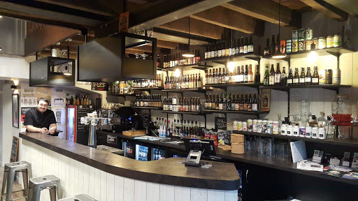 Le Chasne Restau/Bar/Cave/CBDshop
