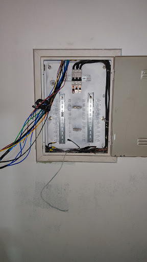 Eletricista Arlan ( AHE ELÉTRICA )