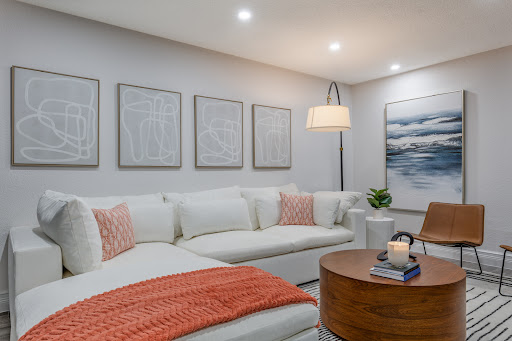 Fine Design By Willie Custom Upholstery - Thumbnail
