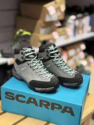 Photo n°5 de Magasin de sport Croque Montagne à Saint-Jean-en-Royans (Magasin de vêtements de sport)