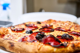 Photo n°63 de Restaurant & Camping La Cerise - Pizzeria & Pizza à emporter La Cerise à Malemort-du-Comtat (Piscine)