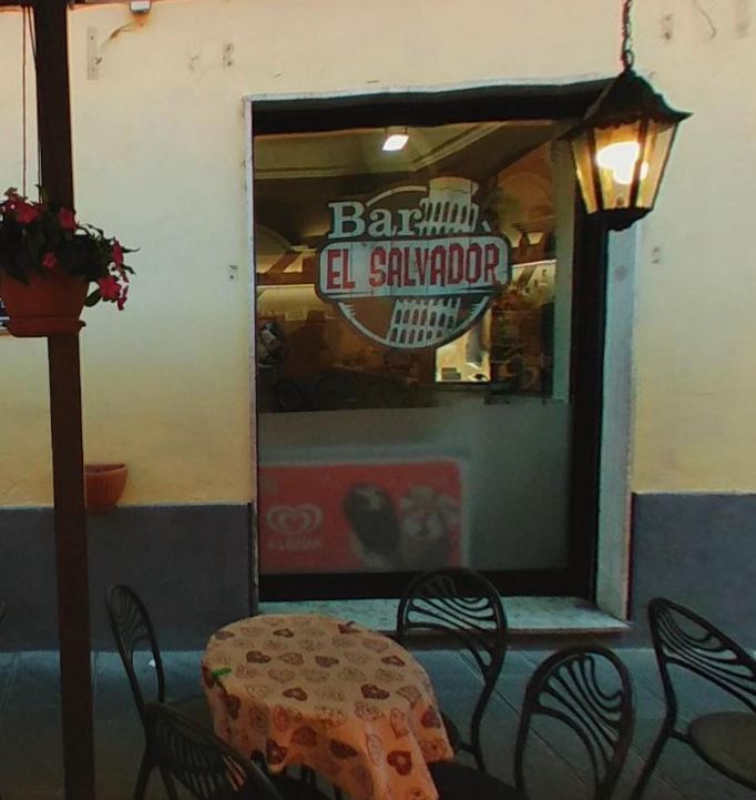 Bar El Salvador — photo 2