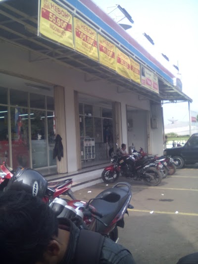 Photos of Indomaret Jalur