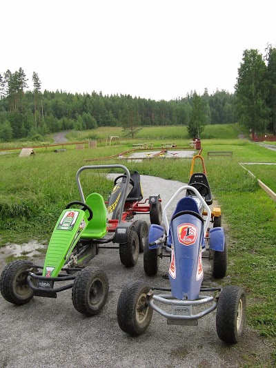 Photos of Kiviniityn Kotiel&auml;inpuisto